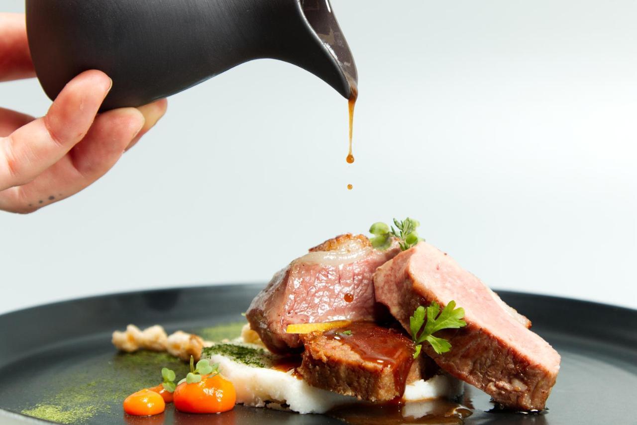 Hotel Roessli Gourmet & Spa فيغيس المظهر الخارجي الصورة