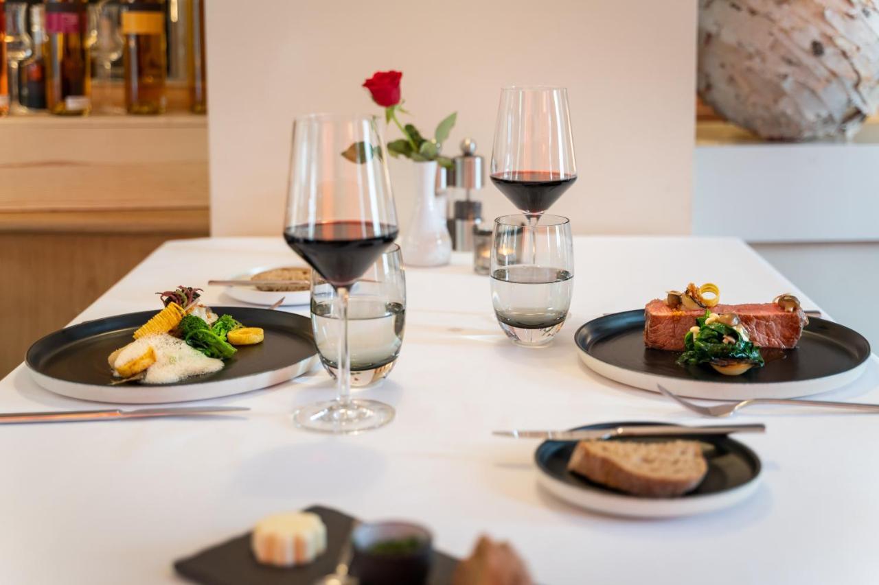 Hotel Roessli Gourmet & Spa فيغيس المظهر الخارجي الصورة